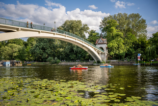 TreptowerPark_2021_07_Dagmar_Schwelle05__1__18529.jpg